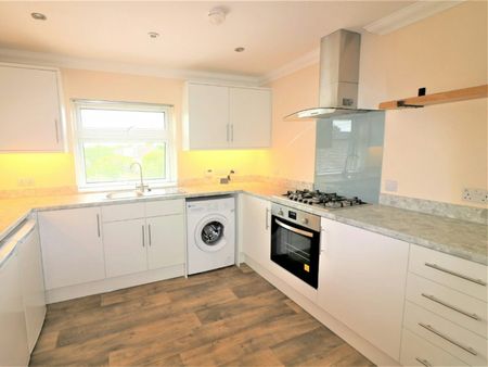 Flat to rent on - Photo 5