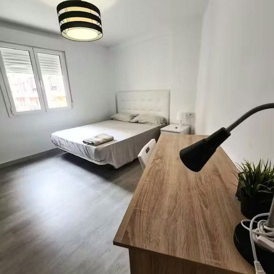 Carrer de Peris Mencheta, Valencia, Valencian Community 46020 - Photo 1