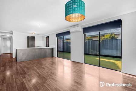 Modern 3x2 Home for Rent in Yanchep - Photo 3