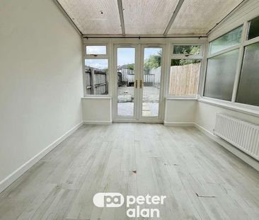 Clos Y Dolydd, Beddau, Pontypridd, CF38 - Photo 1