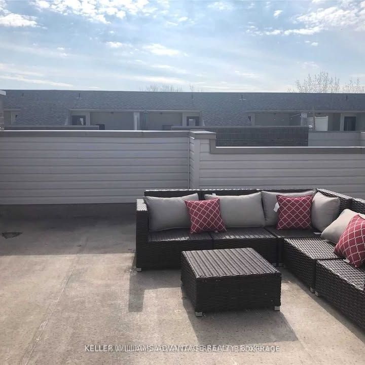 For Lease - 6 Drummond Street Unit# 319, Toronto, Ontario - Photo 1
