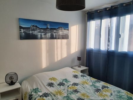 Location Appartement 3 pièces 58m² - Photo 4