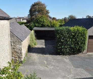 2 bedroom ground floor flat to rent - Photo 4