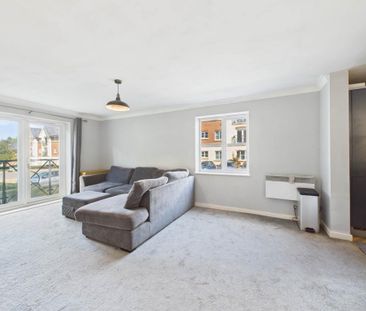 2 bedroom flat to rent - Photo 1