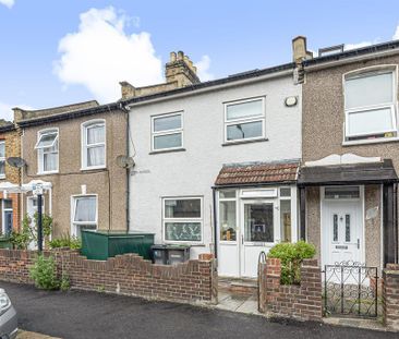 3 bedroom terraced house to rent - Photo 2