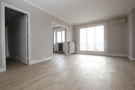 Apartment - Photo 2