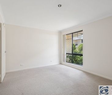 Immaculate Three-Bedroom Villa - Photo 6