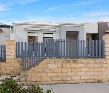 12 Pickering Gardens, Alkimos WA 6038 - Photo 4