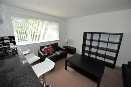 3 bedroom flat to rent - Photo 3