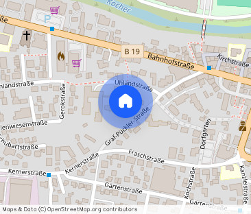 Helle Erdgeschosswohnung mit eigenem Garten und Einzelgarage - Photo 1