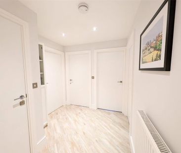 3 bedroom apartment to rent - Photo 2