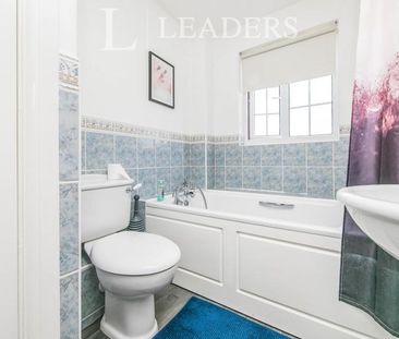 3 bedroom house to rent Oak Eggar Chase, Pinewood, Ipswich, IP8 - Photo 6
