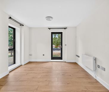 Woodmill Road, London, E5 9GB - Photo 1