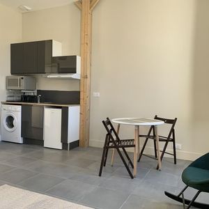 Appartement F1 à louer 1 pièce - 32,85 m2 CHATEAUROUX - 36 - Photo 2