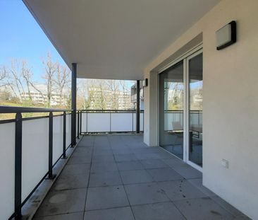 location Appartement T3 DE 69.69m² À ANNECY - Photo 2