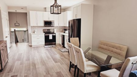 For Lease - 108 (Main-Upper Unit) Powerview Avenue, St. Catharines, Ontario - Photo 4