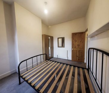 2 Bed Terraced House, Grove Avenue, B21 - Photo 5