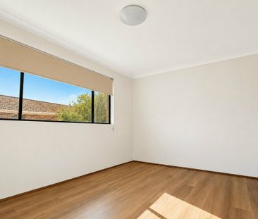 3/43 Cumberland Street, Cabramatta NSW - Photo 4