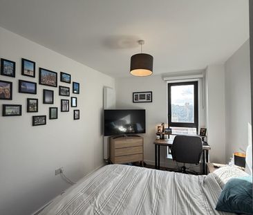 Room in a Shared Flat, Raffles House, SW17 - Photo 3