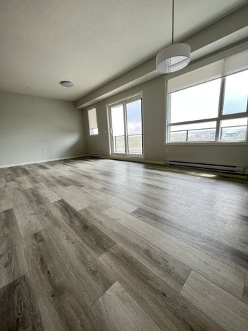 42 Cranbrook Gardens SE, Calgary - Photo 3