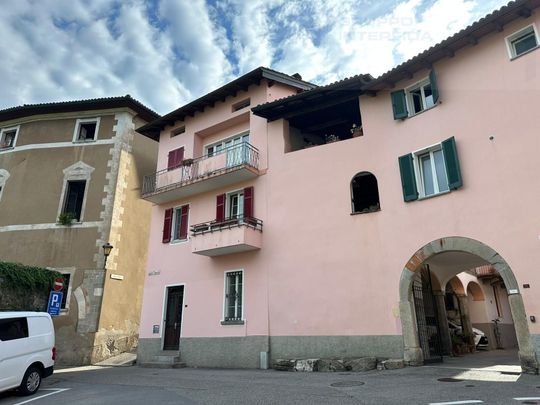 DUPLEX APARTMENT IN THE CENTER OF MENDRISIO - Photo 1