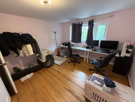 For Lease - 63 Lehar Crescent, Toronto, Ontario - Photo 2