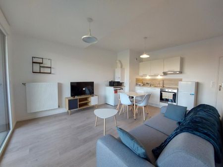 Location Appartement 2 pièces Meublé 39m² BIHOREL 76420 - Photo 2