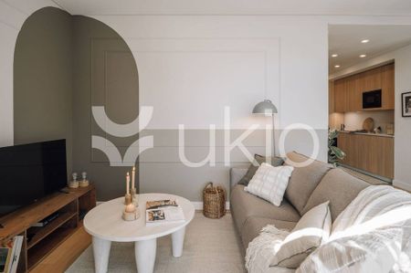 2 room luxury Apartment for rent in Lisbon - Photo 4