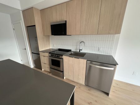 For Lease - 3088 William Cutmore Boulevard Unit# 618, Oakville, Ontario - Photo 5