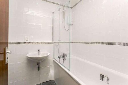 Ockley Road, London, SW16 - Photo 4