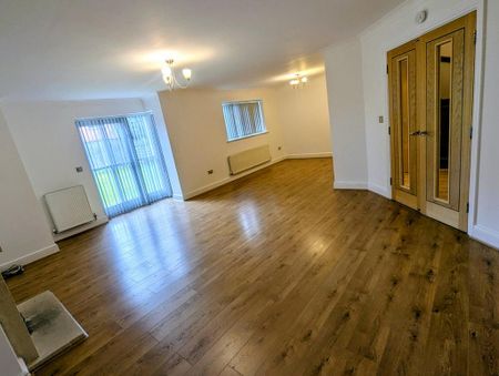 4 bedroom semi-detached house to rent - Photo 2