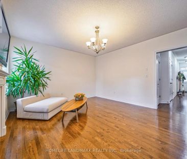 83 HAWKSBURY ROAD - Photo 1