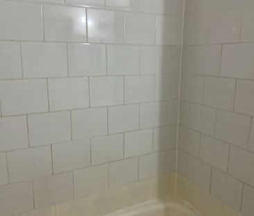 For Lease - 361 Linden Street, Oshawa, Ontario - Photo 5