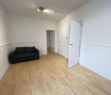 Camden Road, London, NW1 - Photo 5