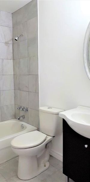 N-Rosemont 4.5 HAUT TRIPLEX près de tout; pas besoin de voiture! - Photo 1