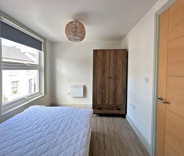 A one bedroomed apartment located in the popular Gwydir Street area... - Photo 3