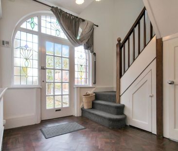 4 bedroom semi-detached house to rent - Photo 5