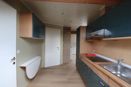 Een dakappartement met 1 slaapkamer op een rustige locatie in Beerse. - Photo 2