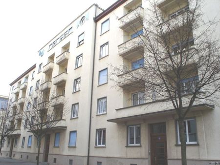 Charming 2.5-room apartment for rent in Fribourg! - Photo 5