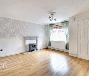 3 bedroom end of terrace house to rent - Photo 1