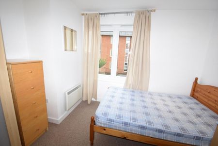 3 bedroom apartment to rent - Photo 3