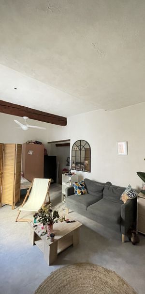 Studio - Aix-En-Provence (13100) - 33 m² - - Photo 1