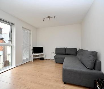 Apt 3, 61 Central Avenue, Bangor, BT20 3AU - Photo 2