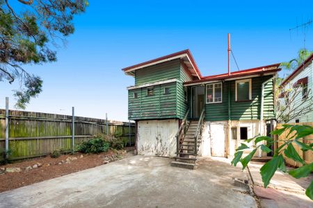 Charming Character Home in the Heart of Woolloongabba - Photo 2