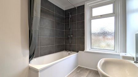 2 bedroom terraced house to rent - Photo 3