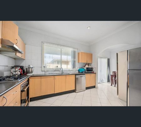 28 Langtry Ave, Auburn, NSW 2144 - Photo 3