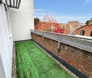 2 bedroom apartment to rent - Photo 3