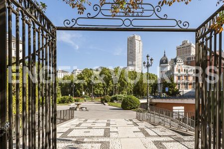 Madrid, Community of Madrid 28005 - Photo 4