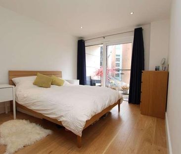 River Walk, Kingston, KT2 - Photo 3