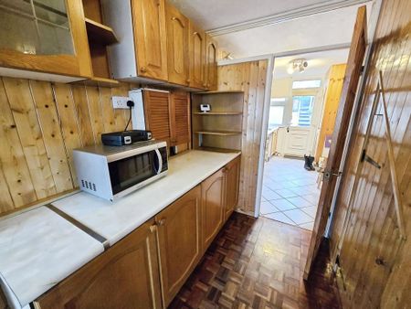 3 bedroom terraced house to rent - Photo 3